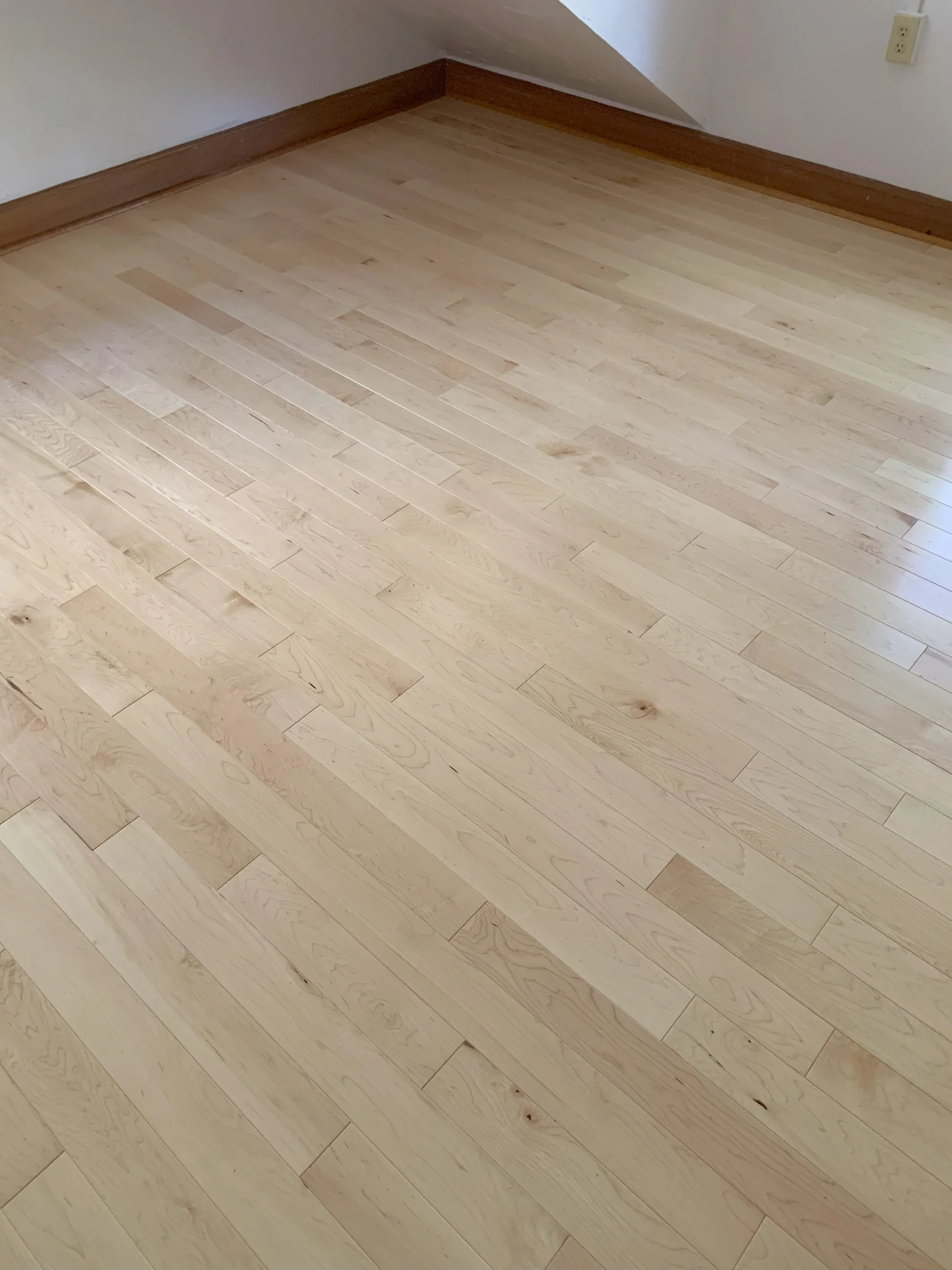 Wooden flooring Main